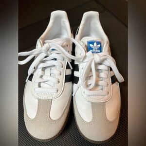 Adidas originals women’s samba sneakers